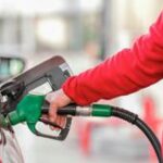 Illinois Quick Hits: Slight drop in fuel prices reported Monday