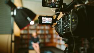 Illinois Quick Hits: Governor announces green tax credits for film and TV