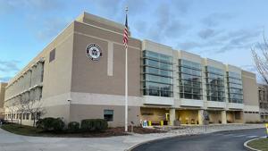 Despite tax revolt, Lower Merion keeps administrator pay high